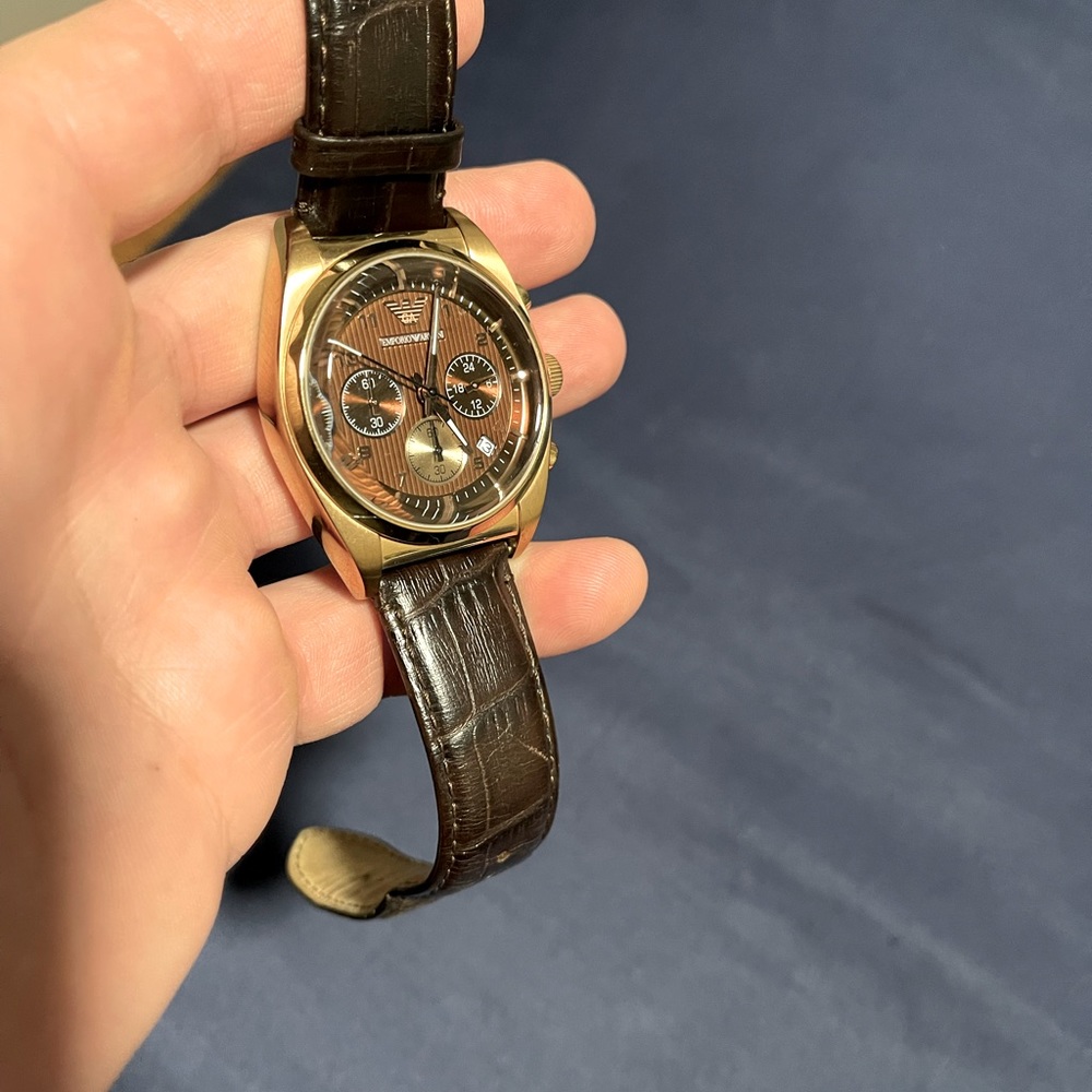 Emporio Armani men’s watch ….beautiful bronze tone with brown band